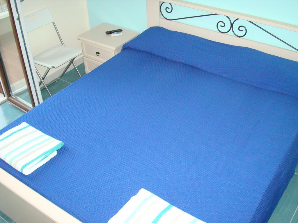 Guest House Mare E Luna 피우메프레도 브루치오 외부 사진